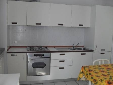 Appartamento a Caronno pertusella in Via Giuseppe Mazzini - Foto 3