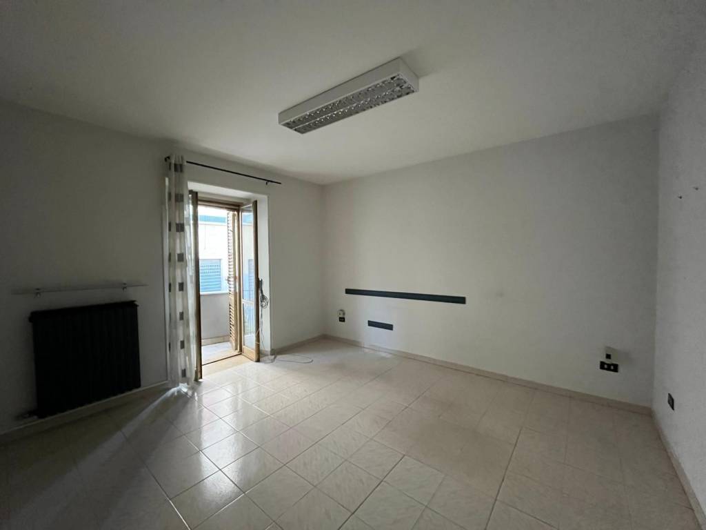Appartamento a Benevento in Via Girolamo Vitelli - Foto 4