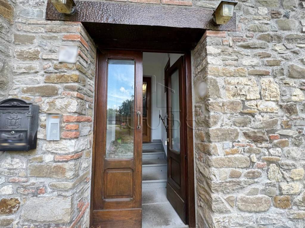 Appartamento a Pieve santo stefano in Loc. Poggiolo - Foto 2