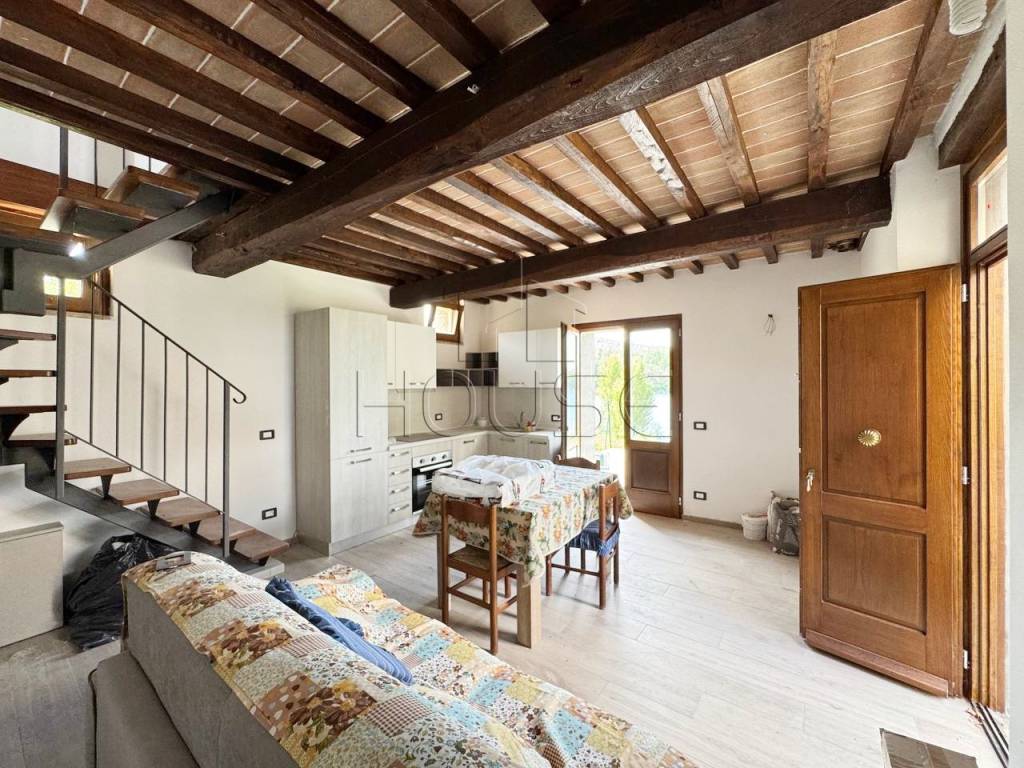 Appartamento a Pieve santo stefano in Loc. Poggiolo - Foto 3