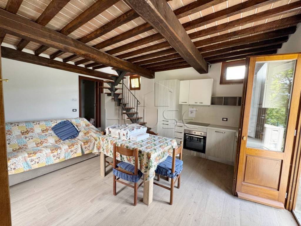 Appartamento a Pieve santo stefano in Loc. Poggiolo - Foto 4