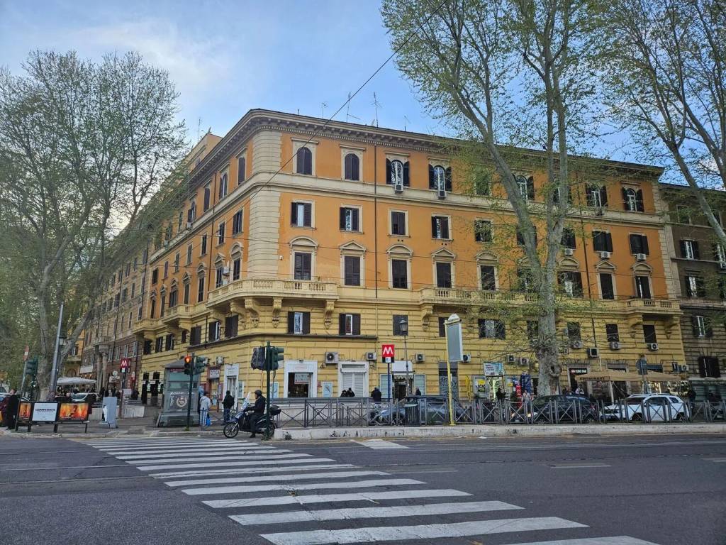 Appartamento a Roma in Viale Giulio Cesare, 62 - Foto 1