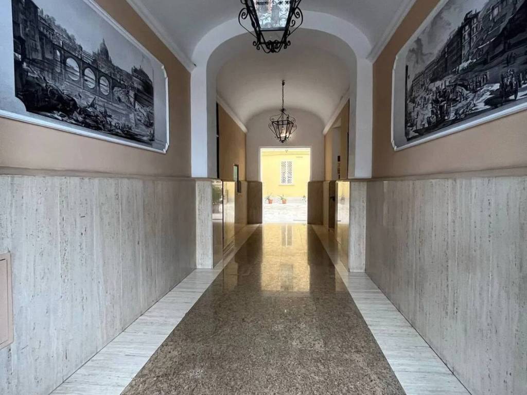 Appartamento a Roma in Viale Giulio Cesare, 62 - Foto 4