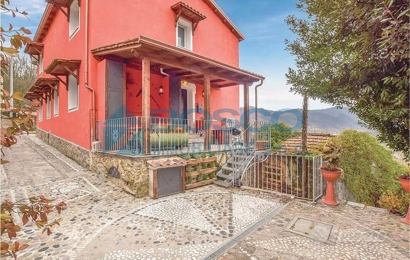 Casa indipendente a Beverino in Via Val IV Zona - Foto 3