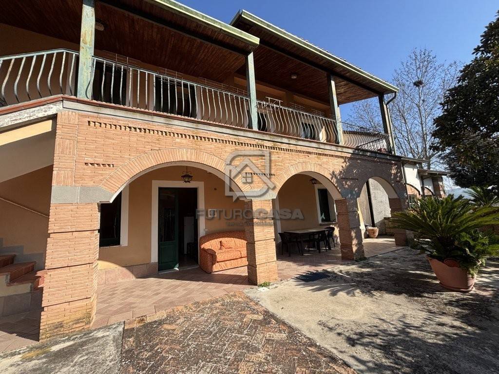 Casa indipendente a Apice in Contrada Tignano - Foto 4