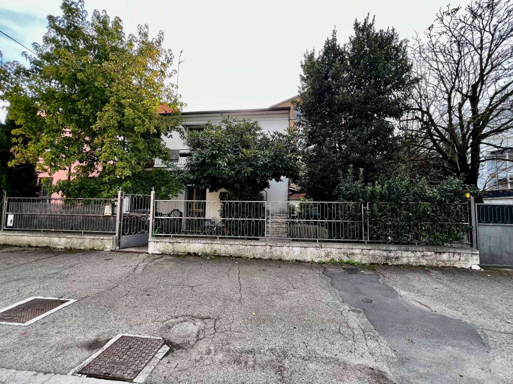 Casa indipendente a Alfonsine in Corso Giuseppe Garibaldi, 129 - Foto 2