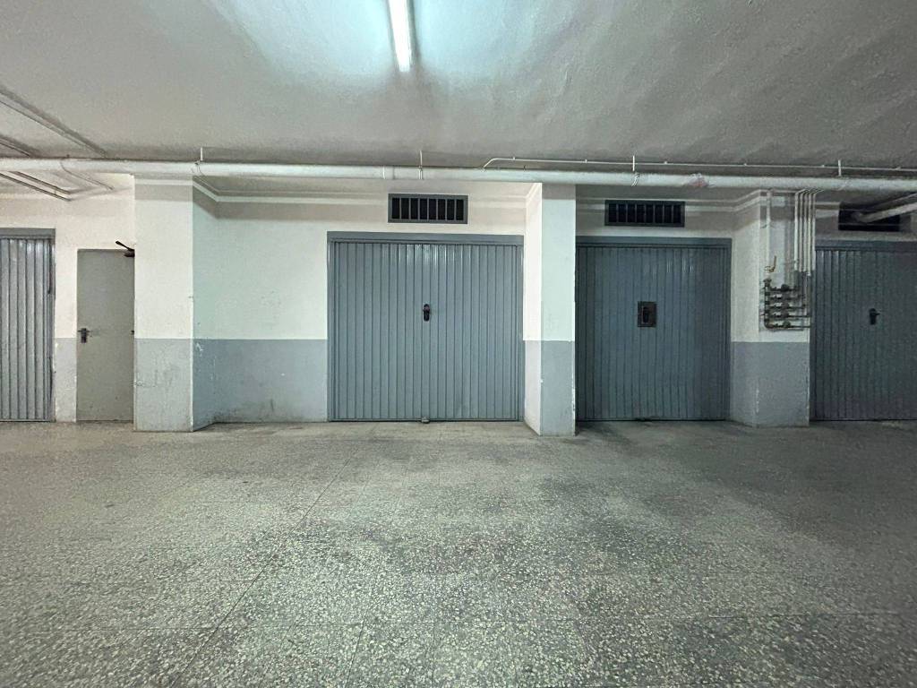 Box / garage a Cerignola in Via Monte Fumaiolo - Foto 5