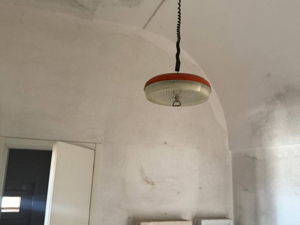 Casa indipendente a Ceglie messapica in Via Porta di Giuso - Foto 4