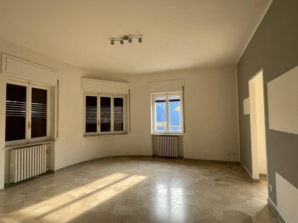 Appartamento a Oleggio - Foto 5