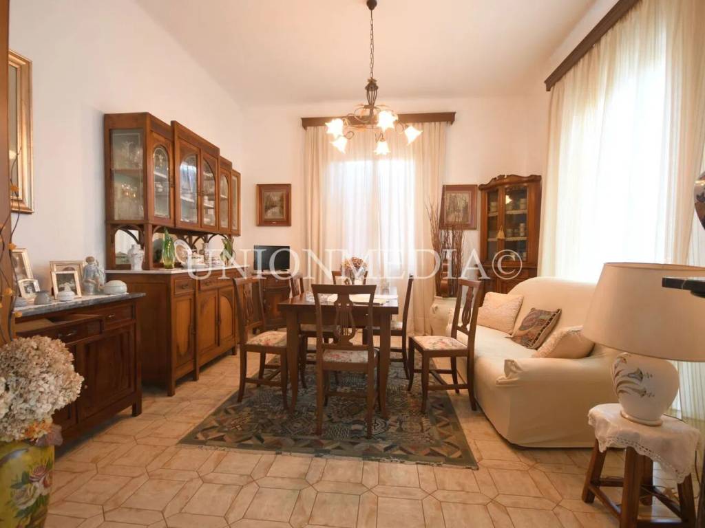 Villa a Ameglia in Via C. A. Fabbricotti S.N.C. - Foto 2