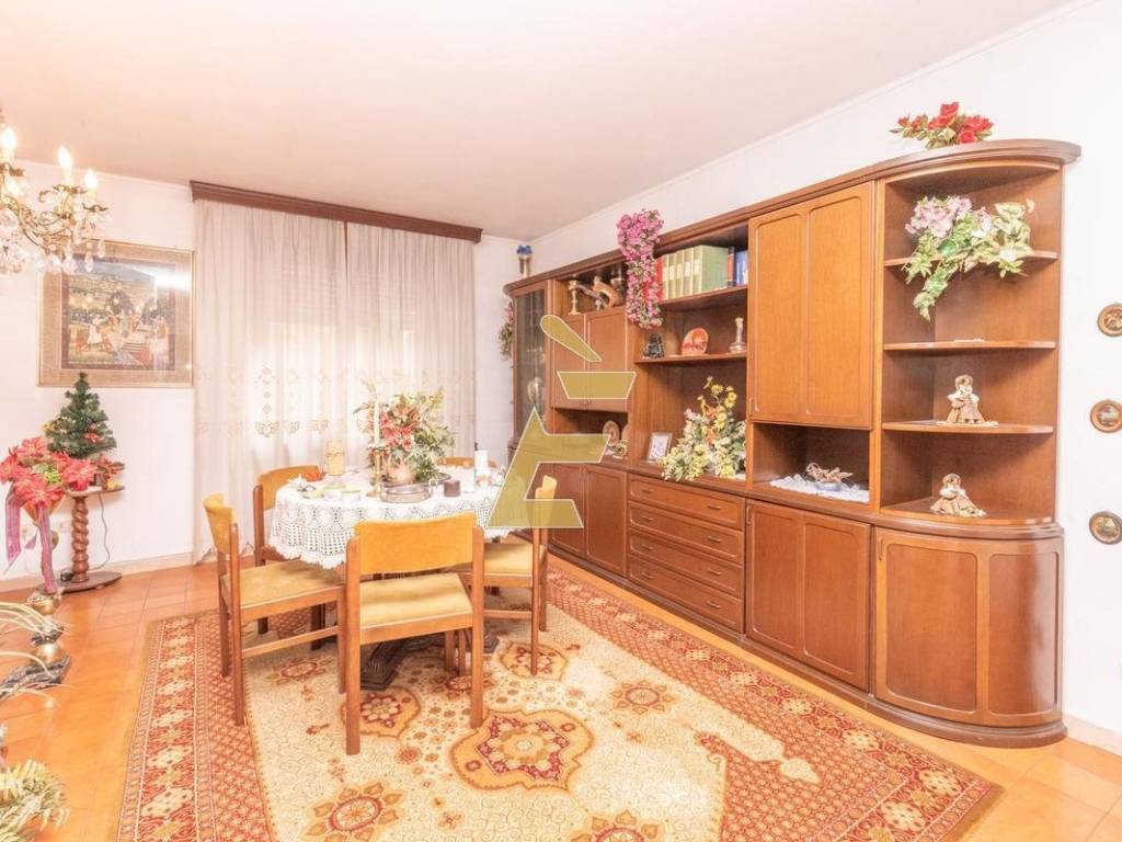 Appartamento a Valenza in VIA FRONTONI, 7 - Foto 4