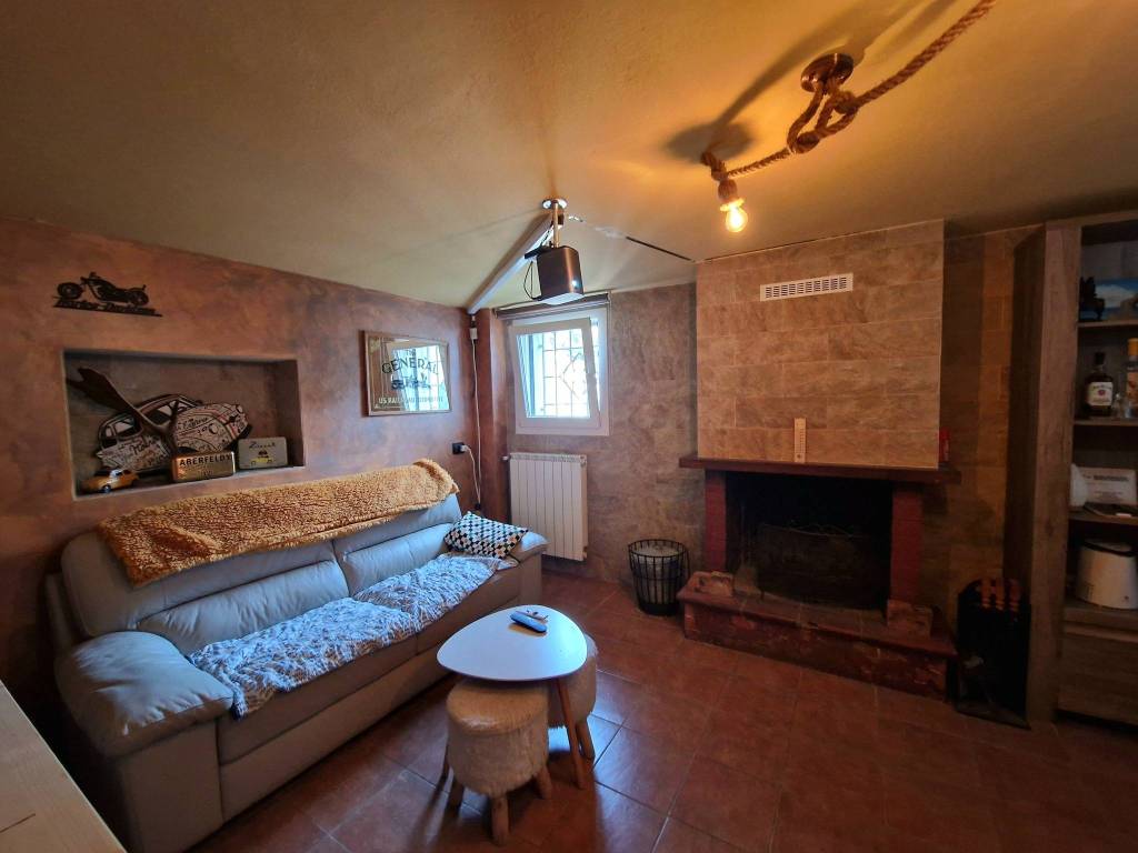 Casa indipendente a Quarrata in Via Nuova, 42 - Foto 4