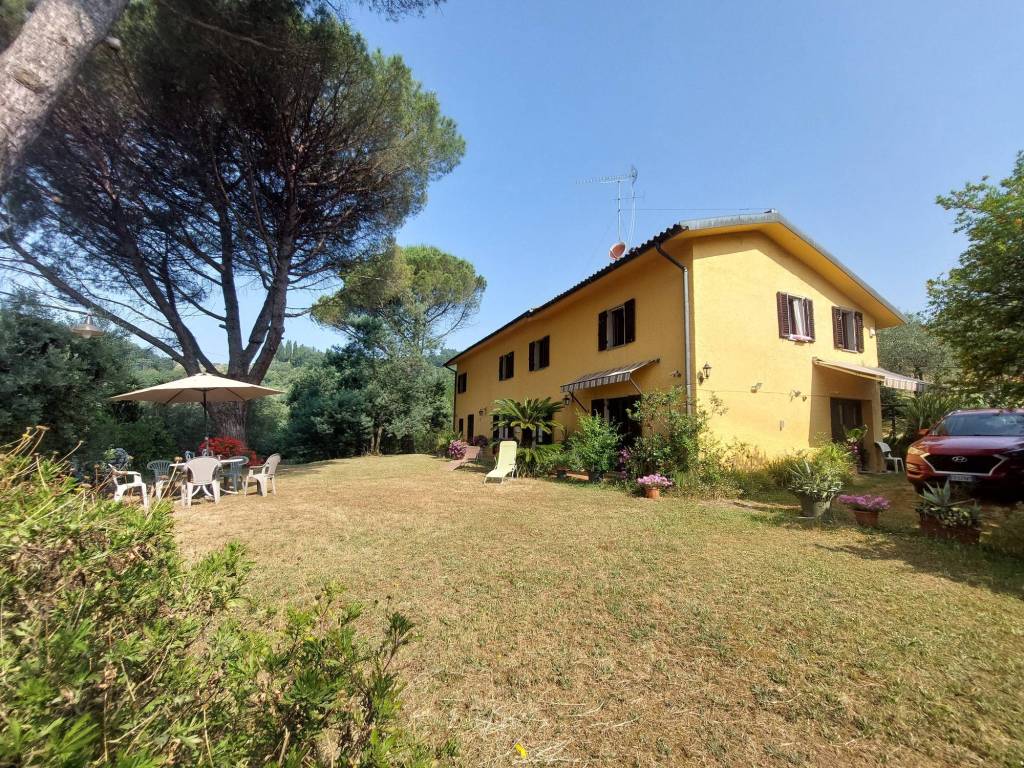 Rustico / casale a Monsummano terme in Via Brogi - Foto 4