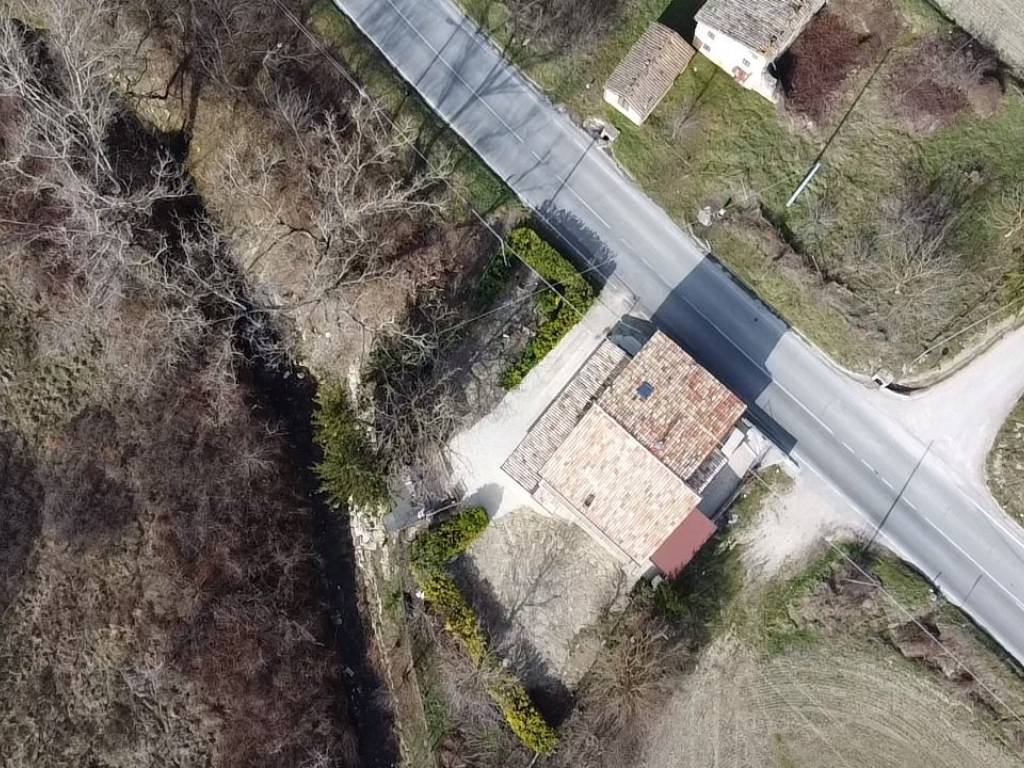 Villa a Camerino in Località Baregnano - Foto 2