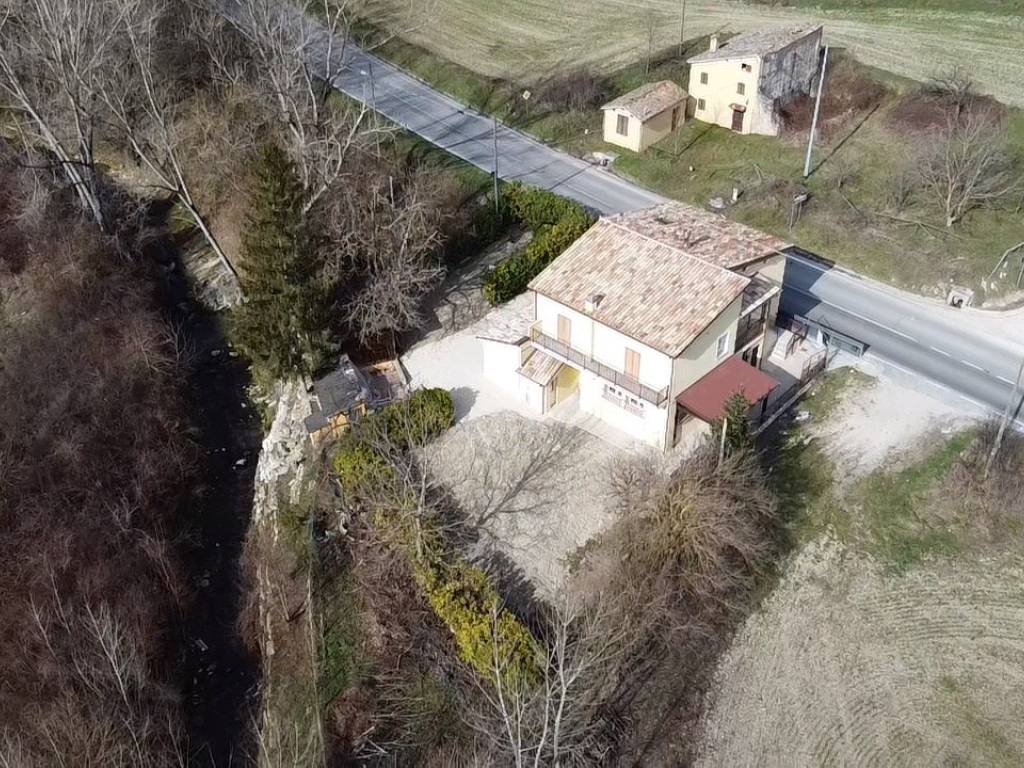 Villa a Camerino in Località Baregnano - Foto 3