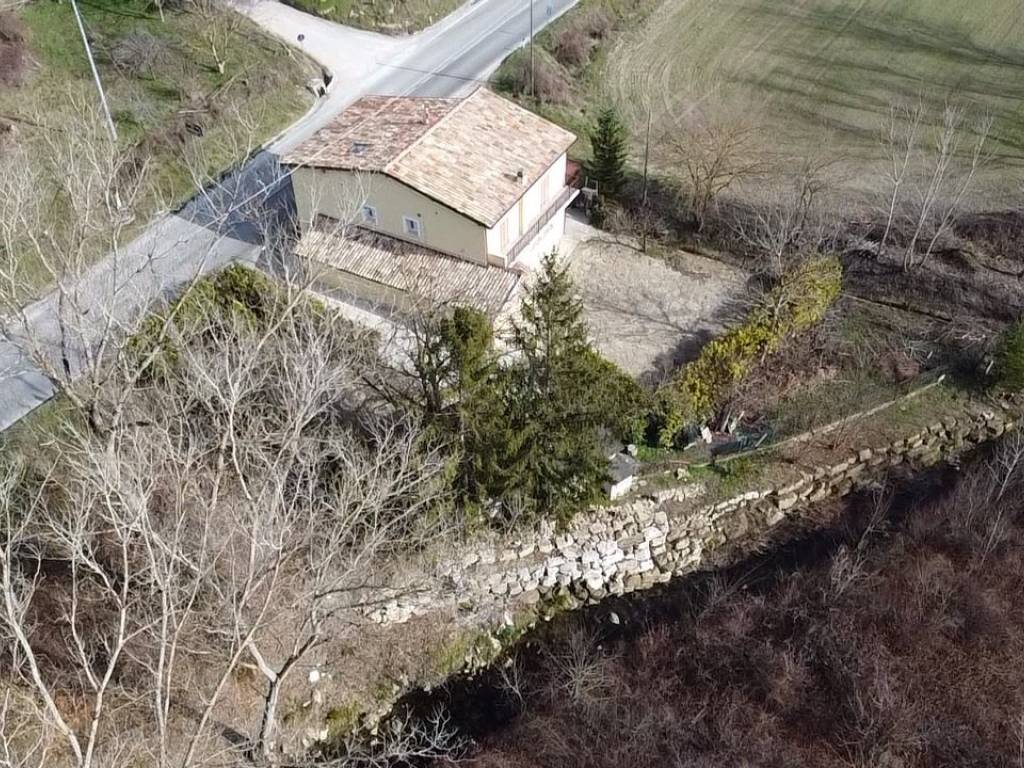 Villa a Camerino in Località Baregnano - Foto 4