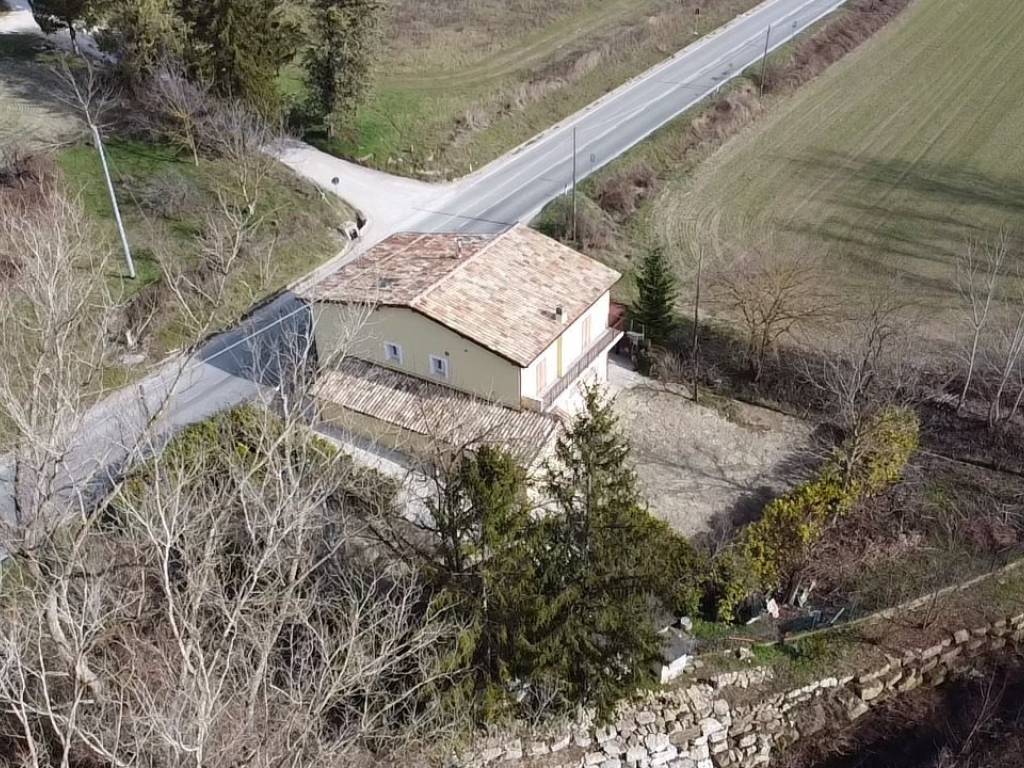 Villa a Camerino in Località Baregnano - Foto 5