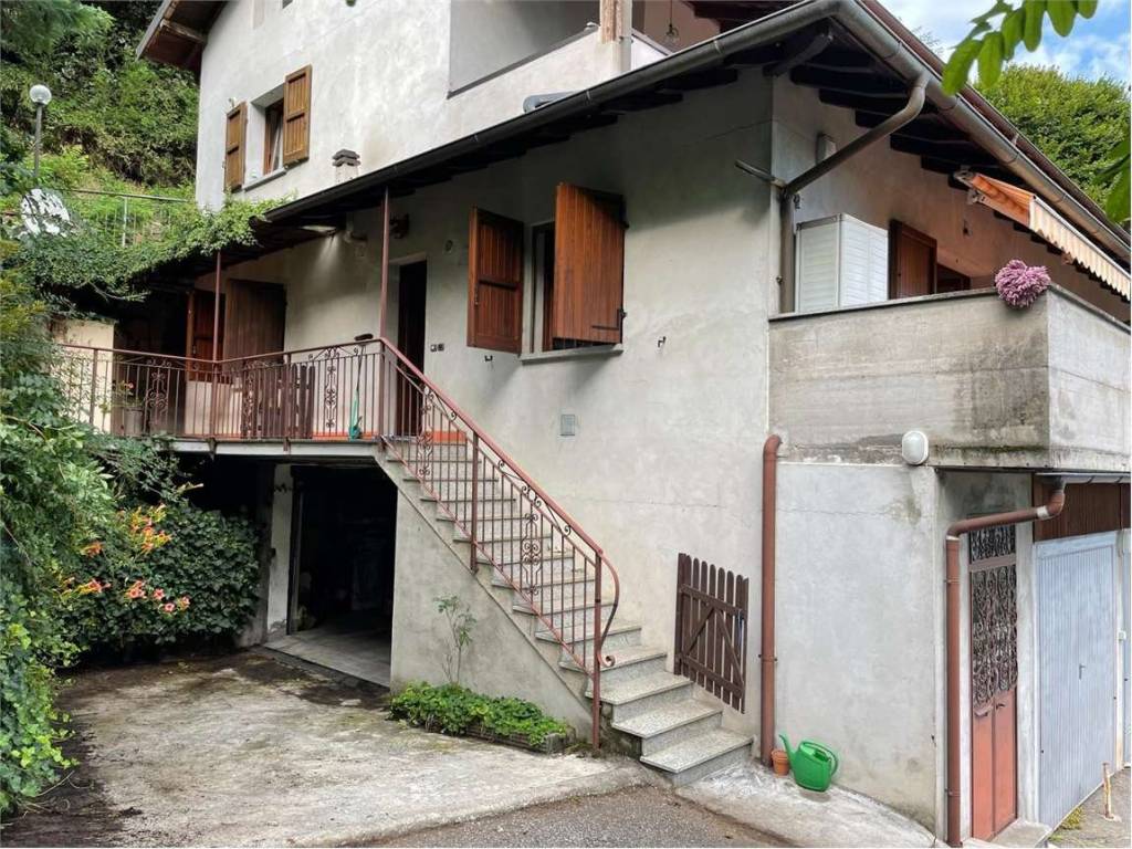 Appartamento a Verbania in Via alla Guardia, 3 - Foto 2