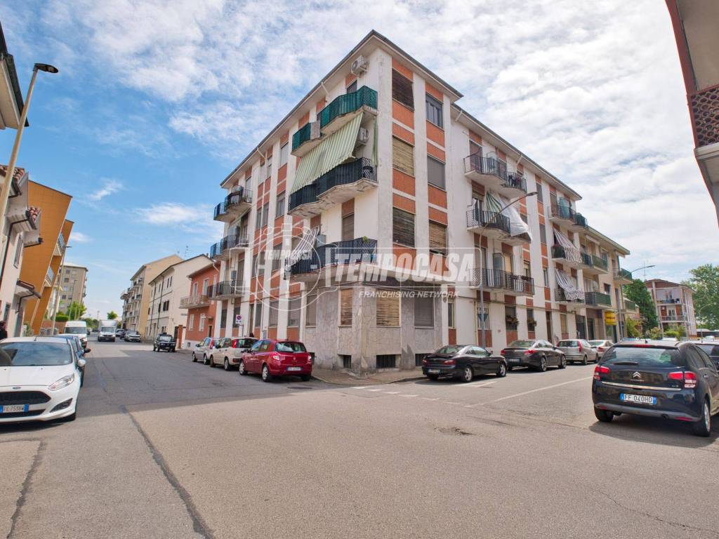 Appartamento a Vercelli in Via Custoza - Foto 3