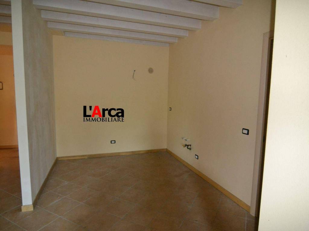 Appartamento a Peschiera del garda in Viale Federico Marzan - Foto 4