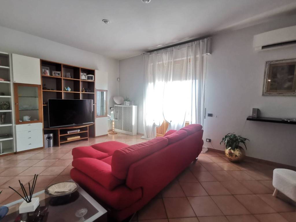 Appartamento a Prato in Via Lorenzo Risaliti - Foto 2