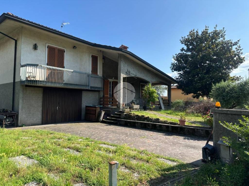 Villa a Adro in Via san martino, 37 - Foto 3