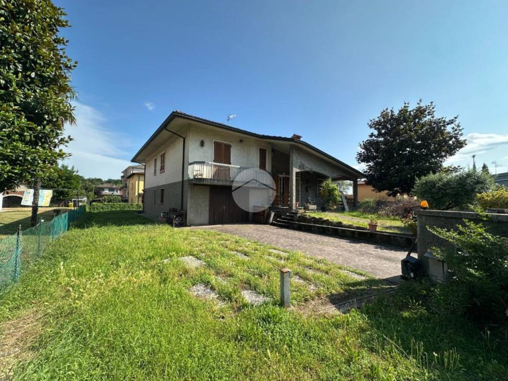 Villa a Adro in Via san martino, 37 - Foto 4