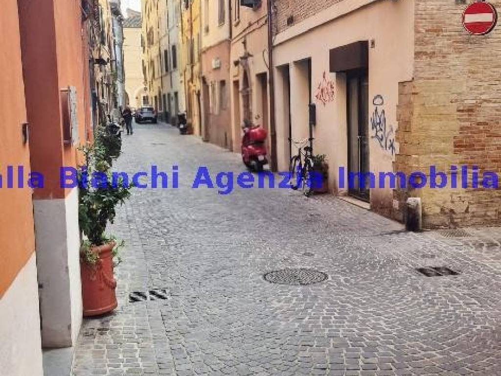 Immobile a Pesaro in VIA CASTELFIDARDO 48 - Foto 2