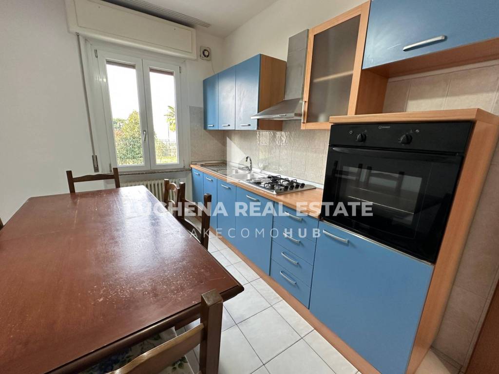 Appartamento a Casnate con bernate in Via Alessandro Volta, 33 - Foto 4