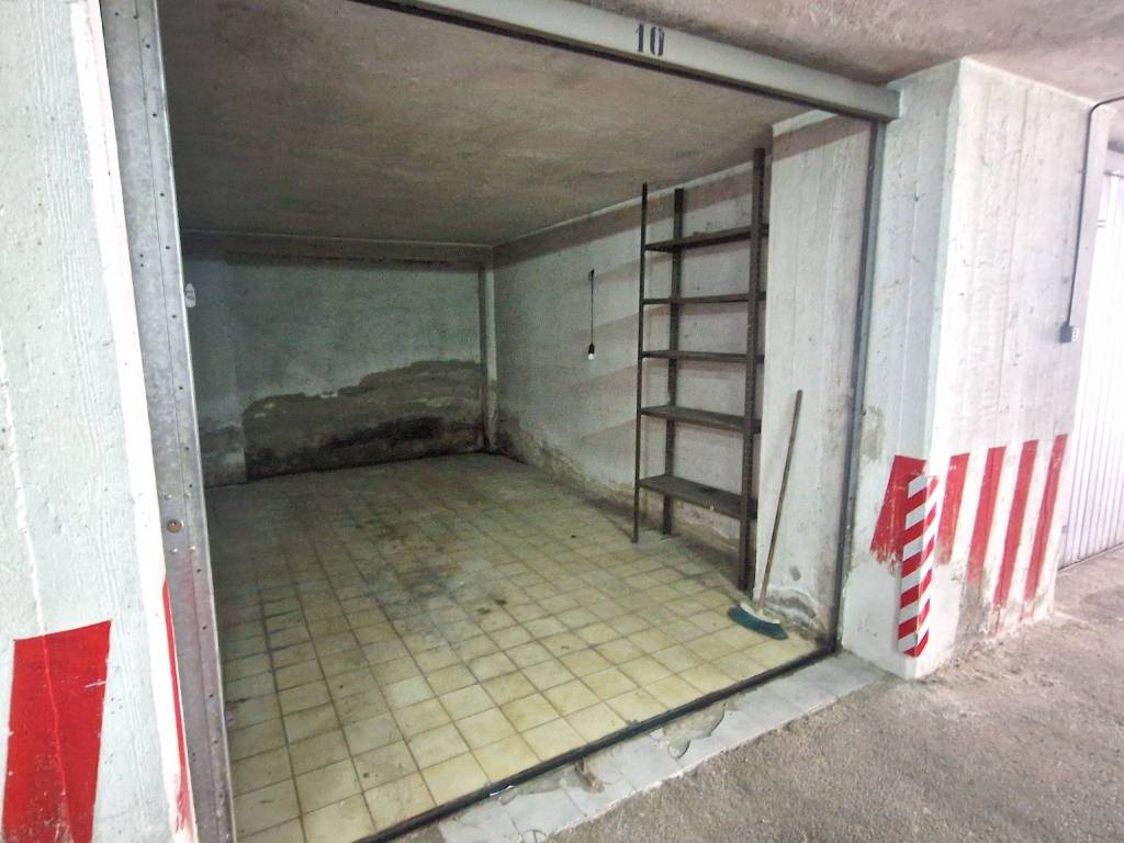 Box / garage a Avellino in Via dei Due Principati, 98 - Foto 5