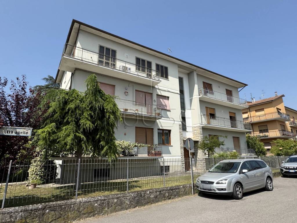 Appartamento a Città di castello in Via Venticinque Aprile, 13 - Foto 2