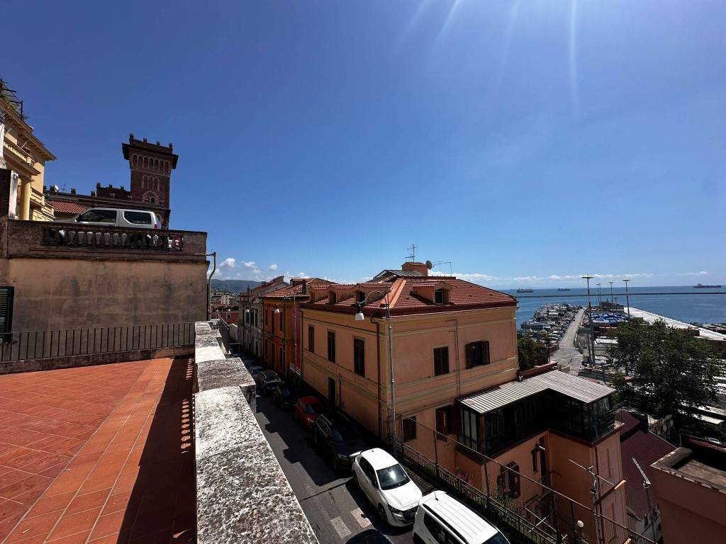 Appartamento a Salerno in Via Benedetto Croce, 44 - Foto 2