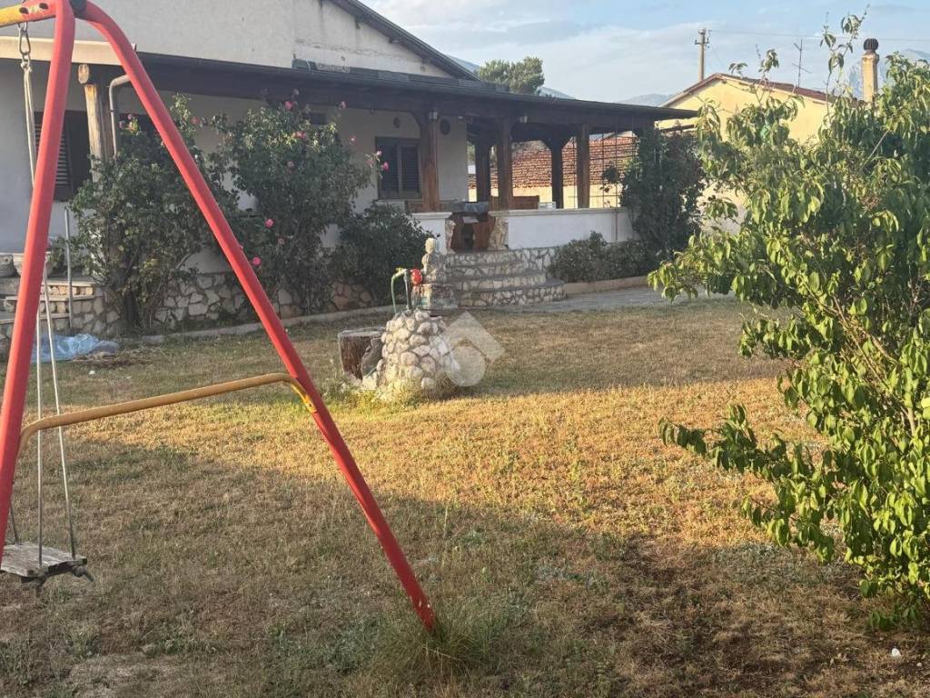 Villa a Avezzano in Via Caruscino, 110 - Foto 3