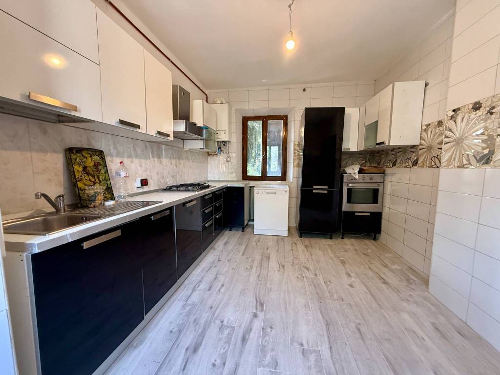 Appartamento a Castelnuovo rangone in Via per Spilamberto, 7 - Foto 3