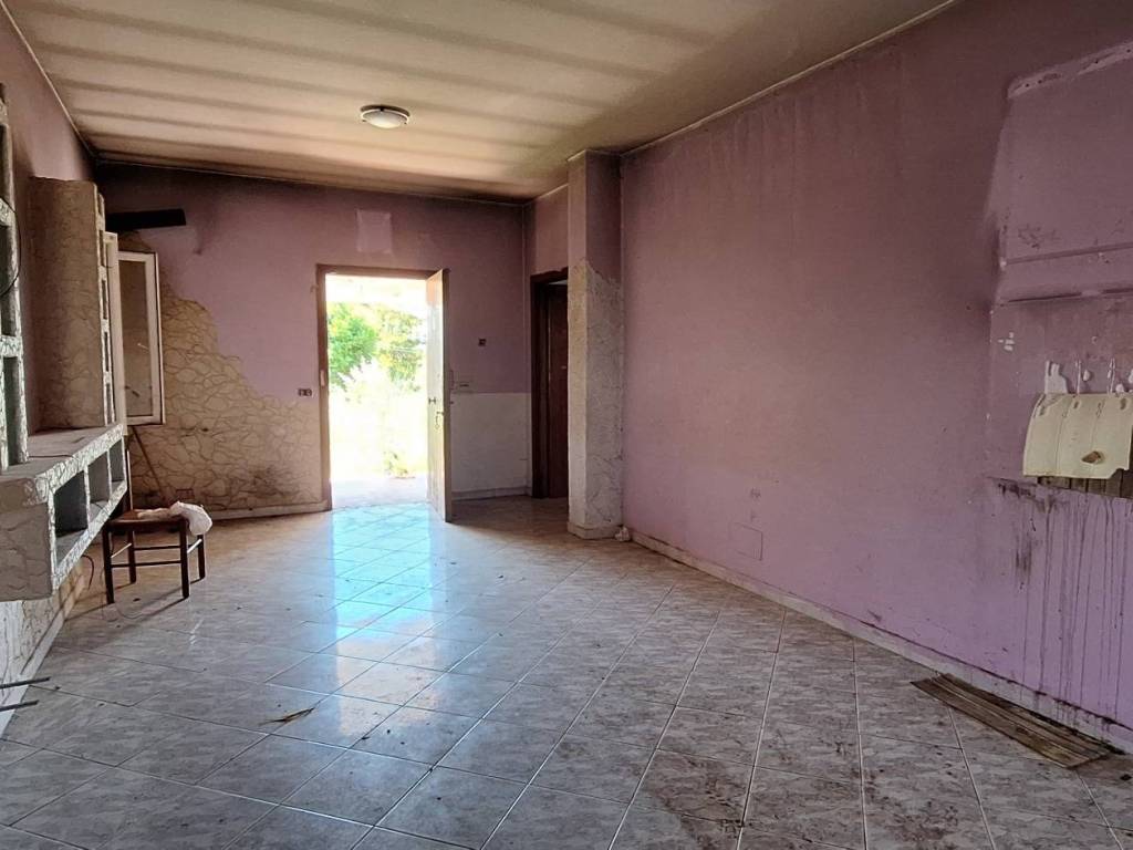 Villa a Aprilia in Via dei Pini - Foto 3