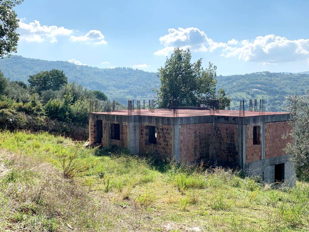 Villa a Giungano in Via Provinciale - Foto 2