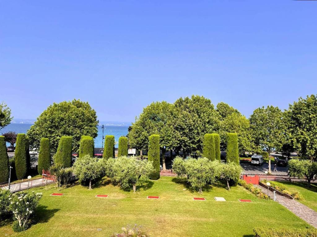 Appartamento a Sirmione in Viale Guglielmo Marconi, 25 - Foto 5