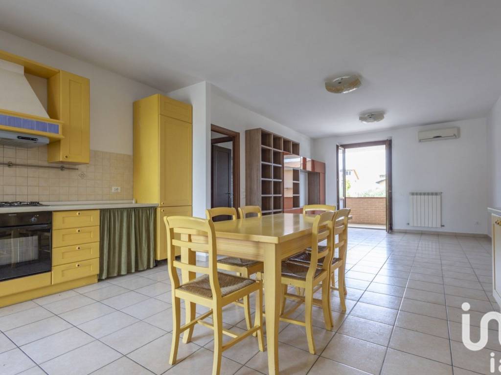 Appartamento a Castelfidardo in Via carlo marx, 93 - Foto 2
