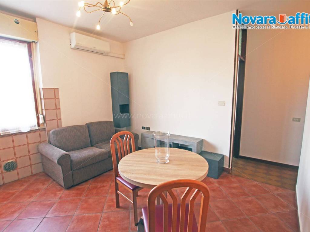 Appartamento a Novara in Via Luigi Visintin, 19 - Foto 2