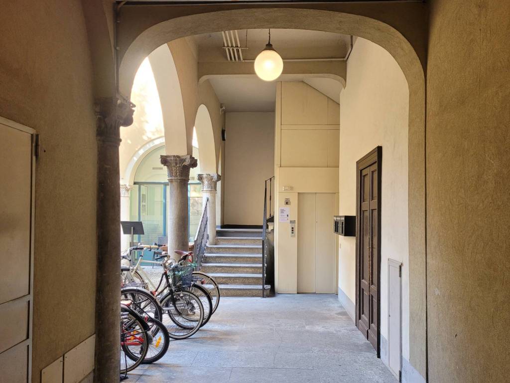 Appartamento a Como in Via Cinque Giornate, 20 - Foto 2