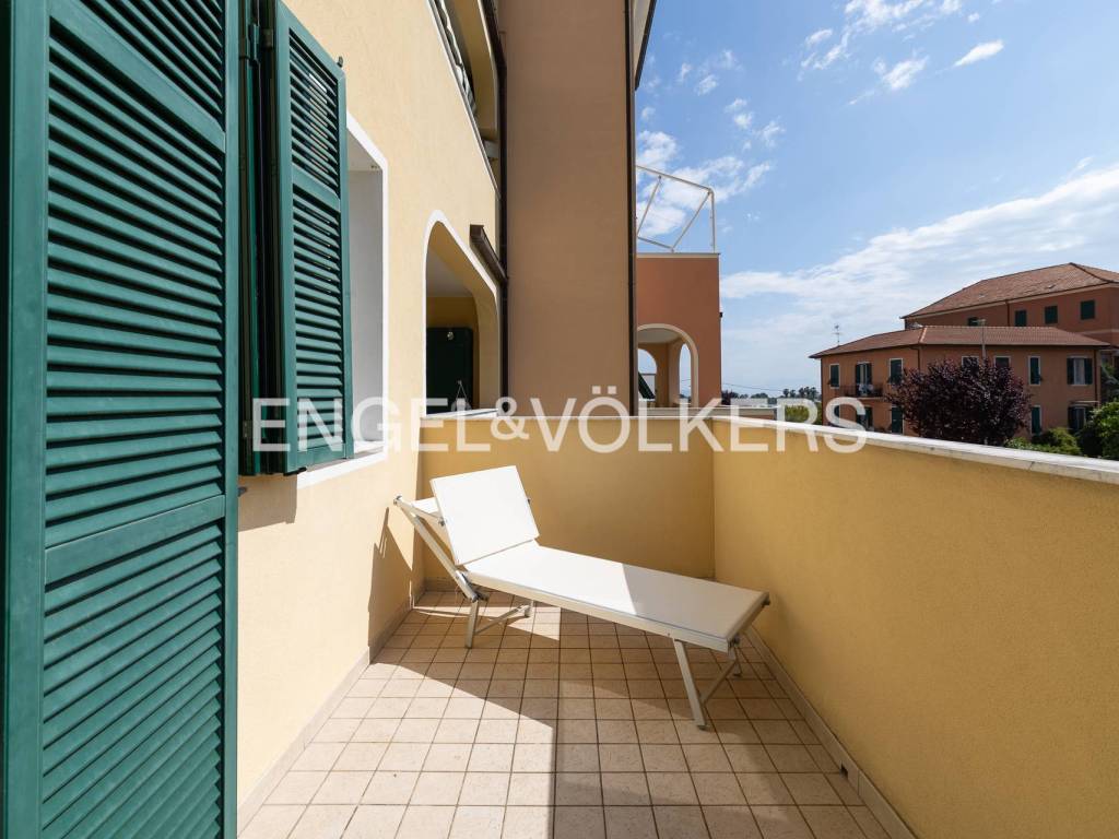 Appartamento a Albenga in Via Genlis Lus - Foto 4