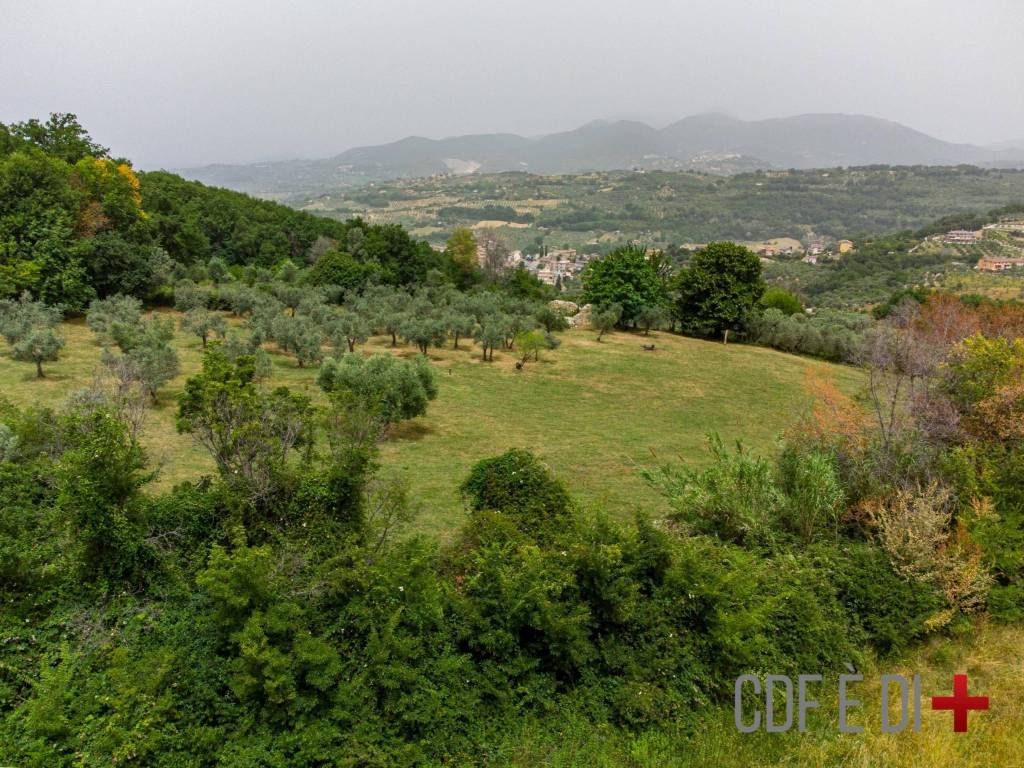 Rustico / casale a Toffia in Via Farense - Foto 2