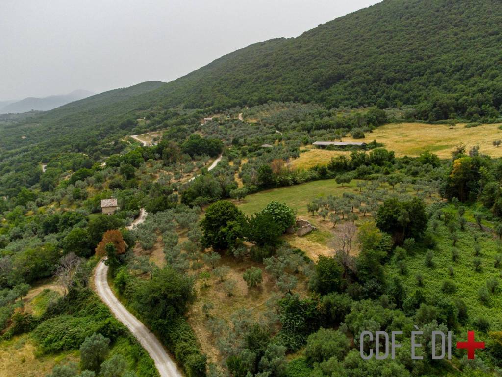 Rustico / casale a Toffia in Via Farense - Foto 4