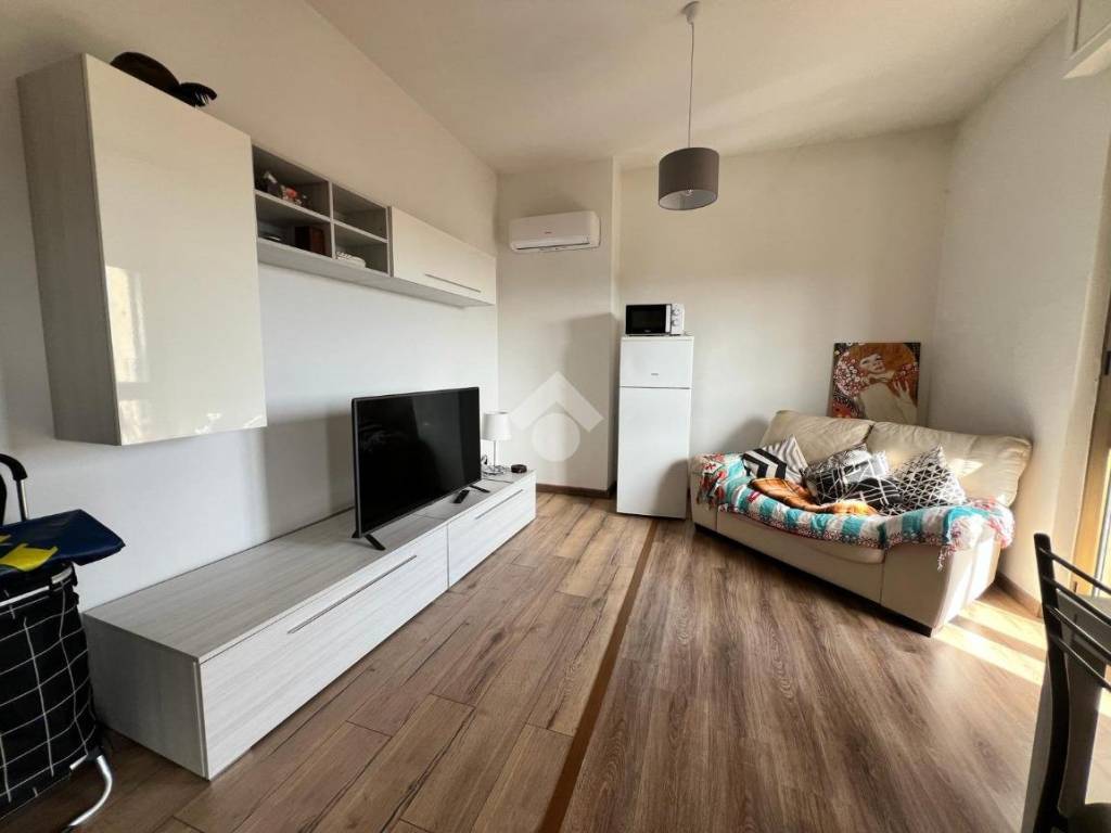 Appartamento a Novara in Via Luigi Camoletti, 2 - Foto 4