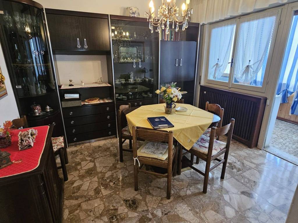 Appartamento a Omegna in Via Ernesto De Angeli - Foto 3