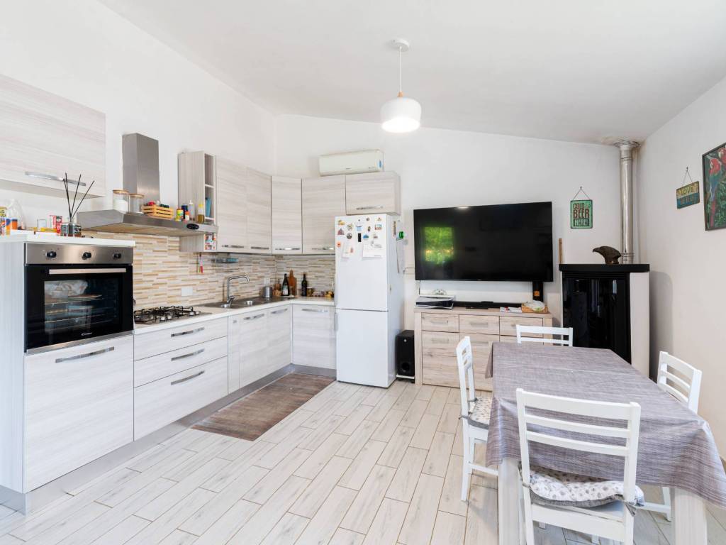 Villa a Aprilia in Via Treste, 7 - Foto 4
