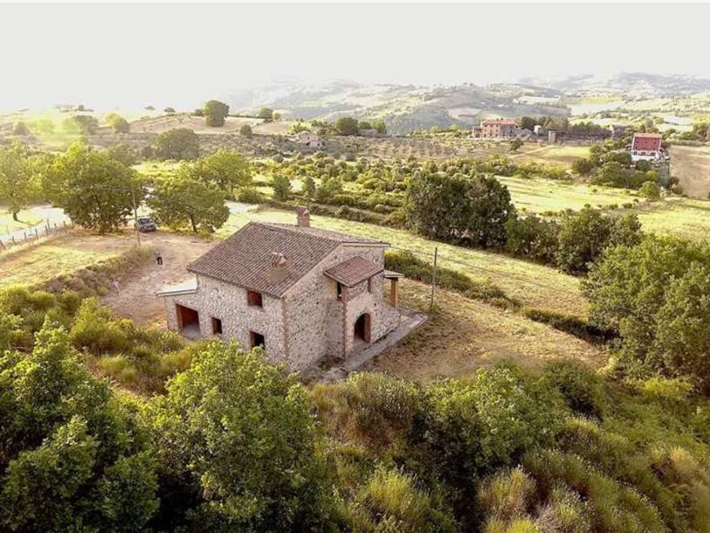 Rustico / casale a Gualdo cattaneo in Strada Provinciale 423 - Foto 5