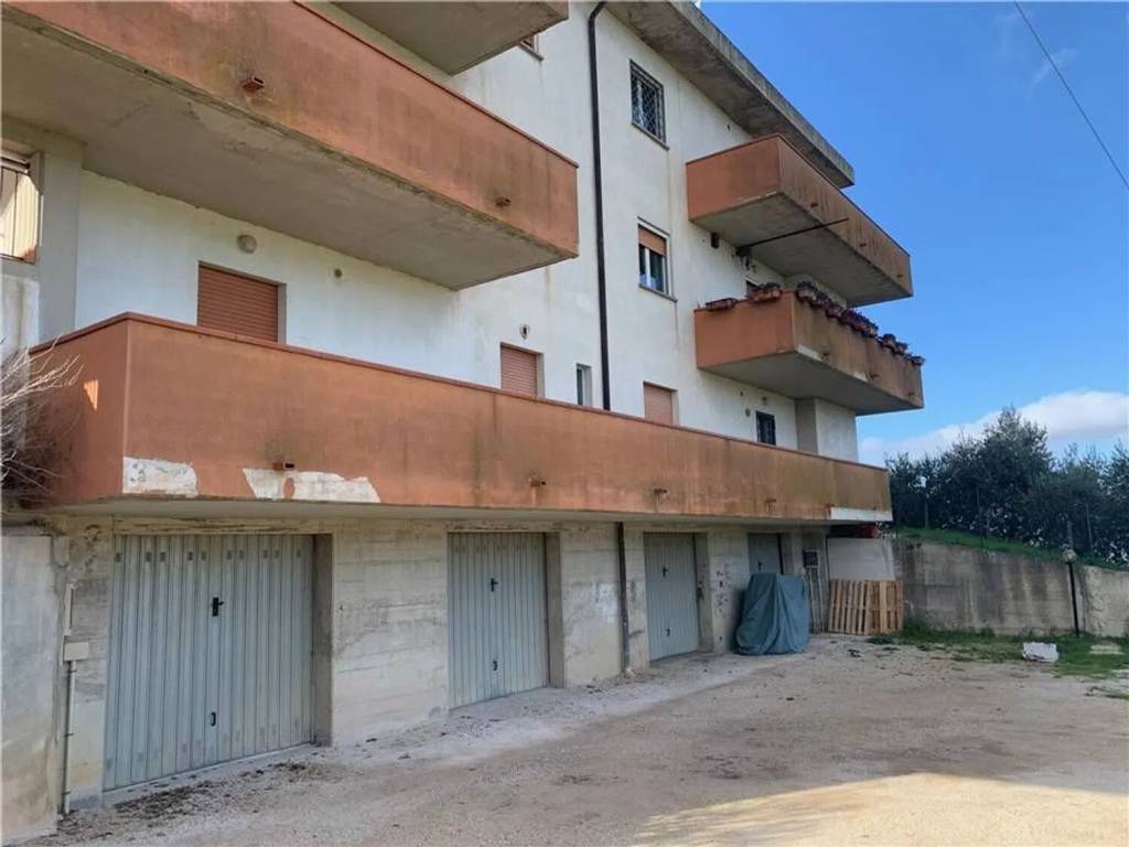 Appartamento a Gualdo cattaneo in Via Roma - Foto 3