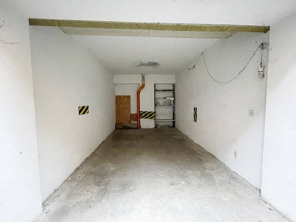 Box / garage a Parma in Via Giorgio Compiani, 4 - Foto 2