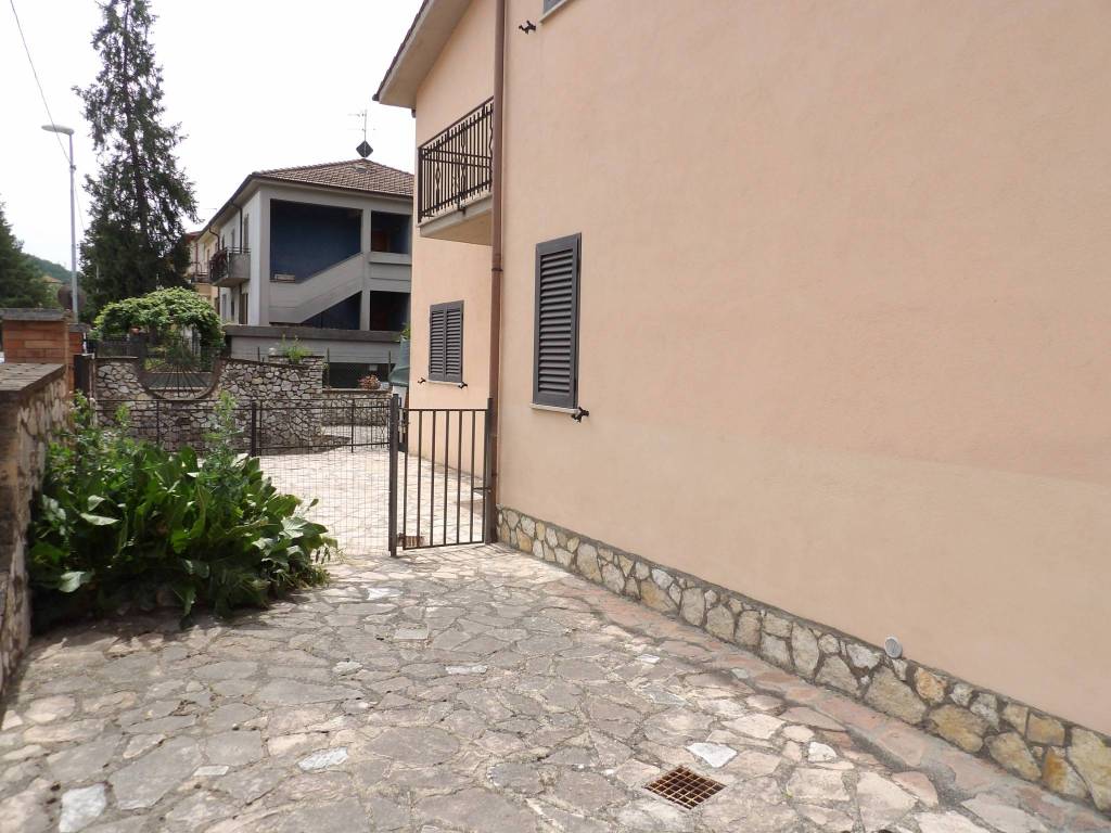 Appartamento a Terni in Via Narni, 76 - Foto 3